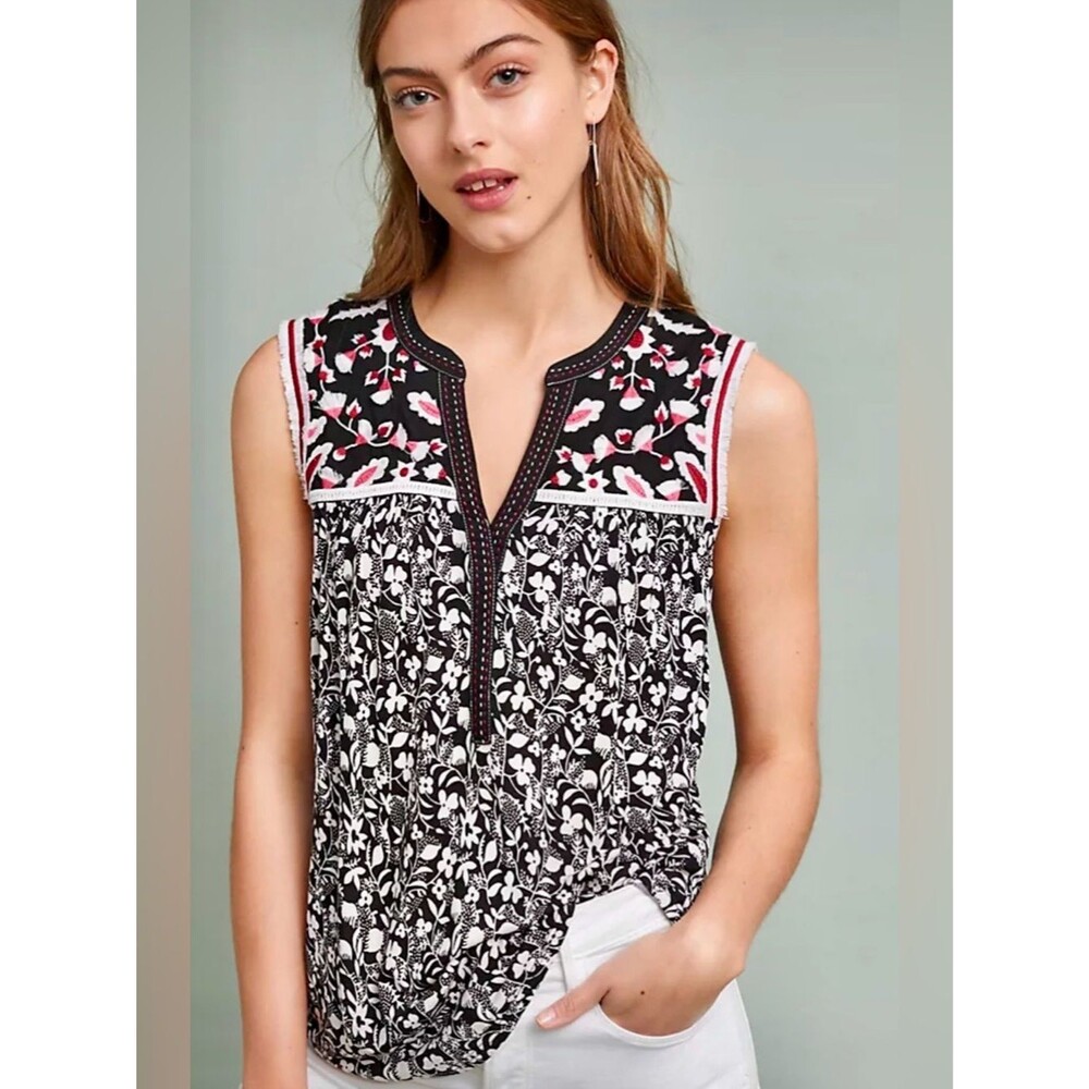 One September for Anthropologie Austin Top
Sz XS Black White Red Fringe Boho